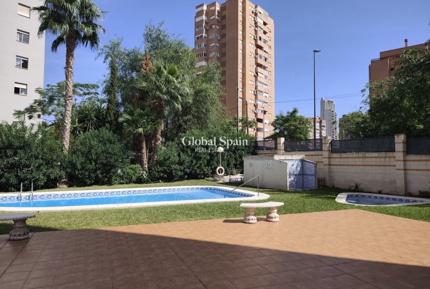 Resale - APARTMENT -
BENIDORM - Zona de Poniente
