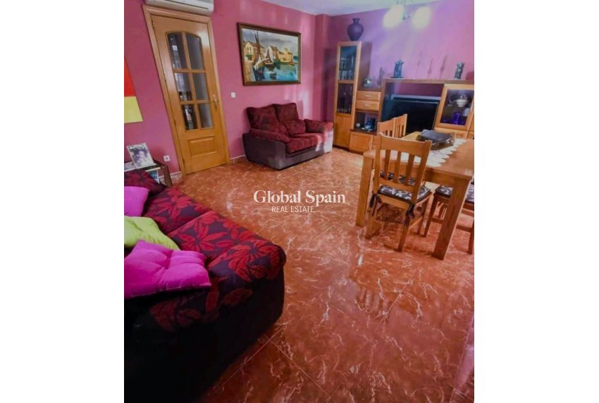 Resale - Apartment -
Benidorm - Zona de Poniente