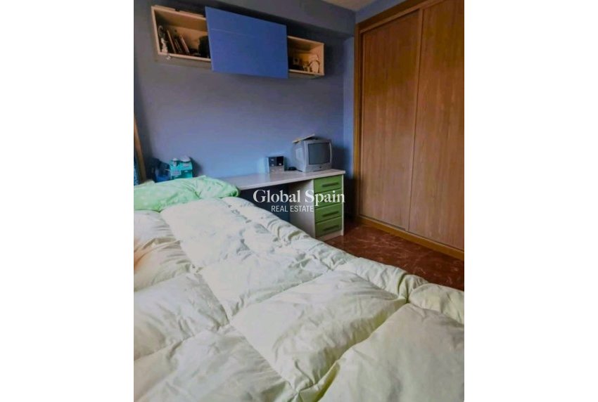 Resale - Apartment -
Benidorm - Zona de Poniente