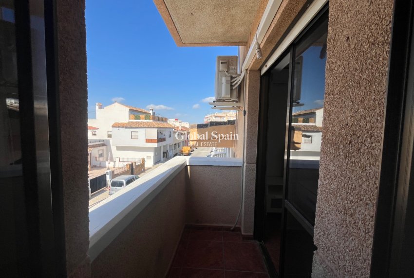 Resale - APARTMENT -
BENIJÓFAR - Costa Blanca South