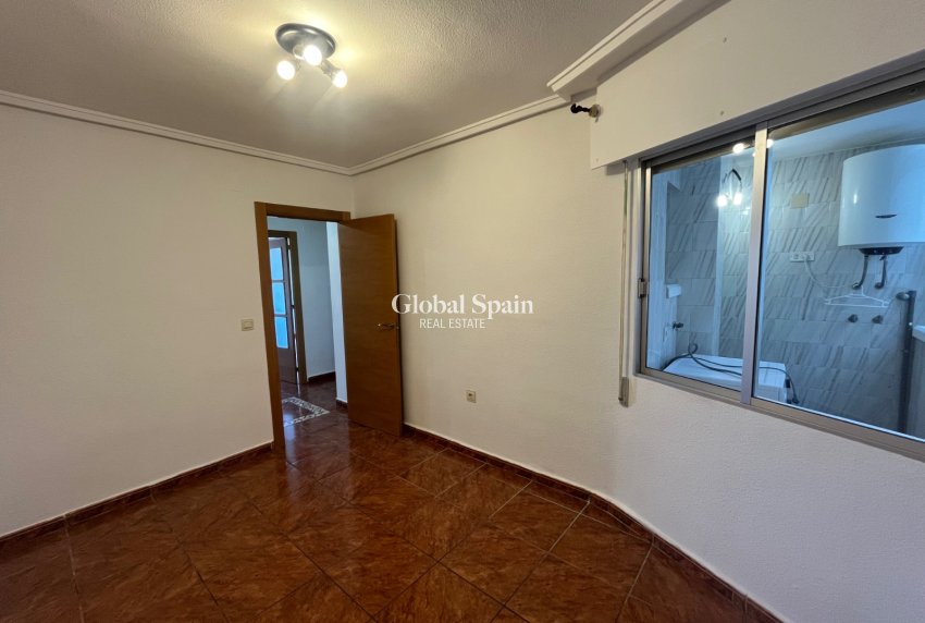 Resale - APARTMENT -
BENIJÓFAR - Costa Blanca South