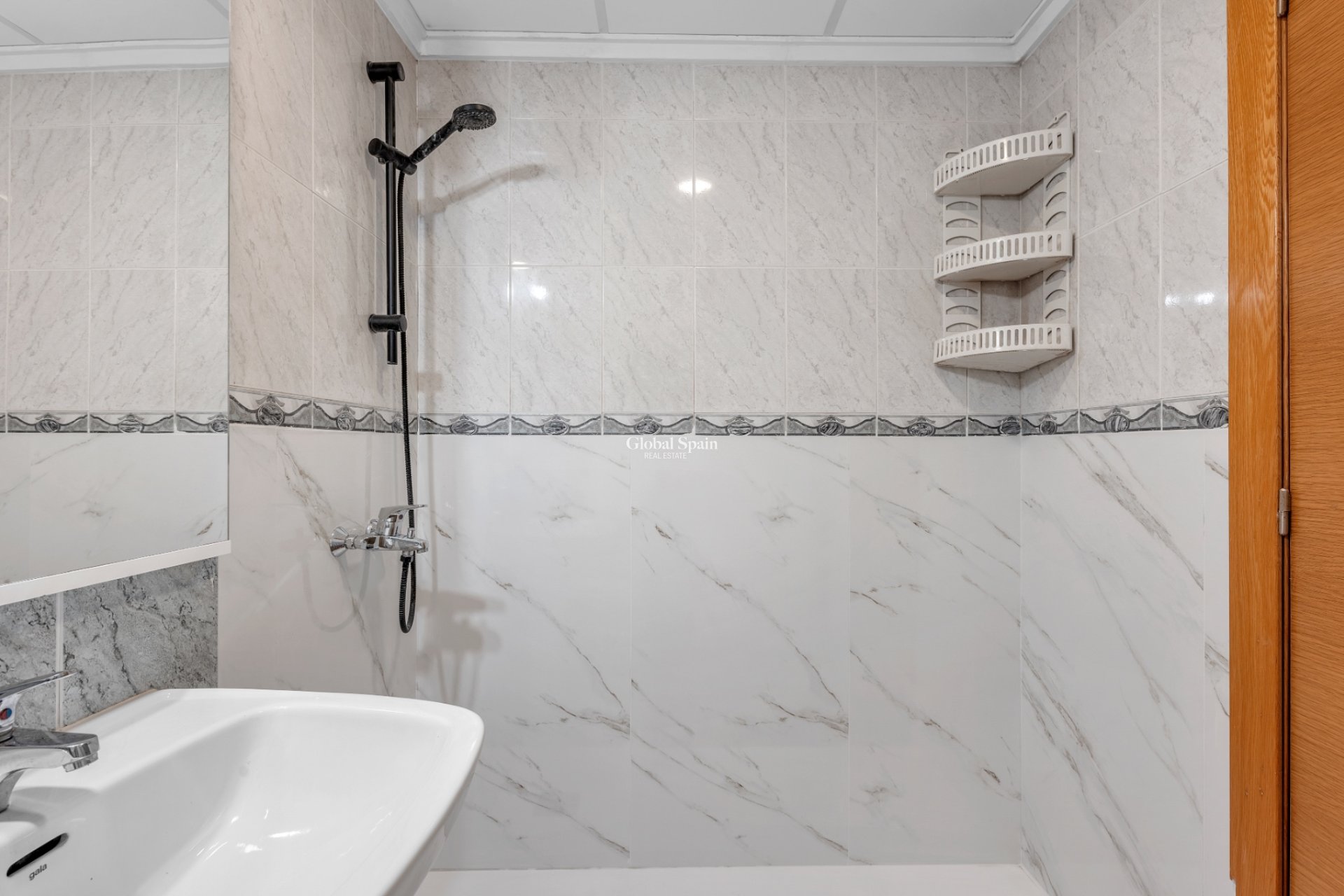 Resale - APARTMENT -
BENIJÓFAR - Costa Blanca South