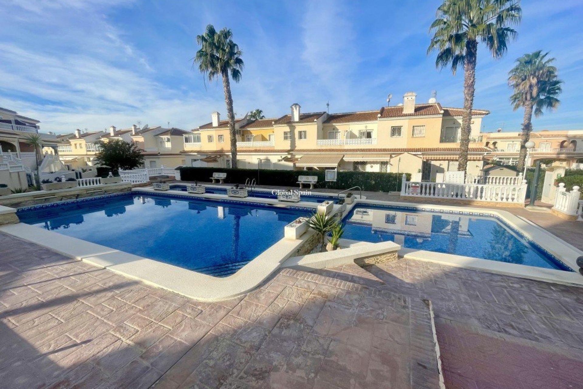 Resale - APARTMENT -
BENIJÓFAR - Costa Blanca