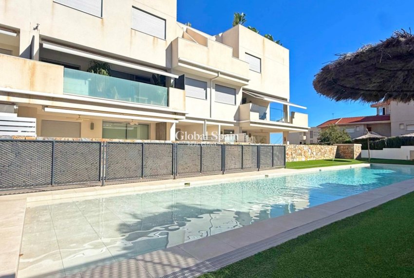 Resale - APARTMENT -
CABO DE PALOS - Costa Calida