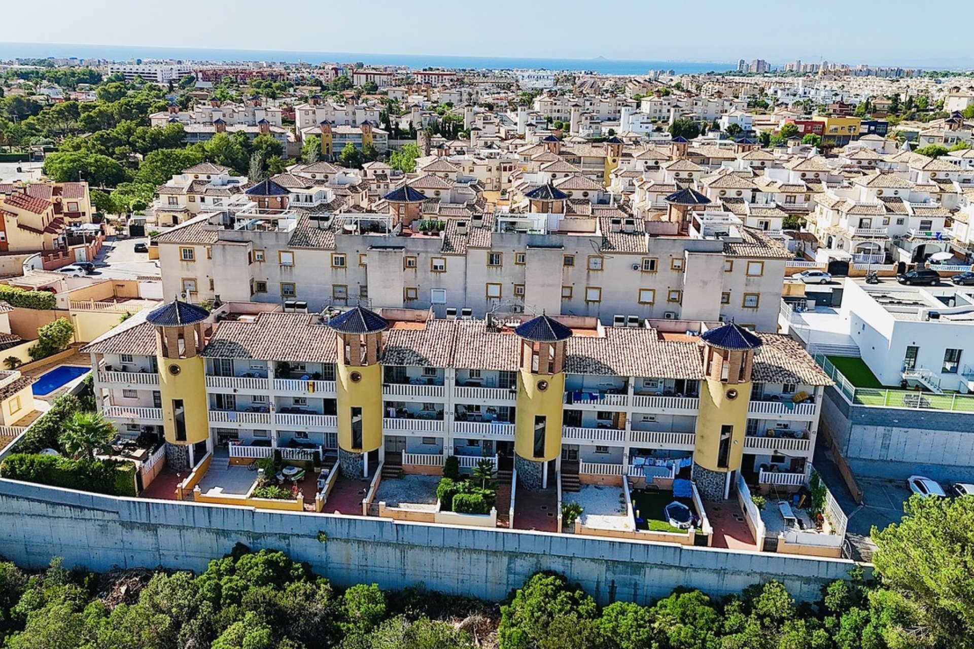 Resale - APARTMENT -
CABO ROIG - Costa Blanca