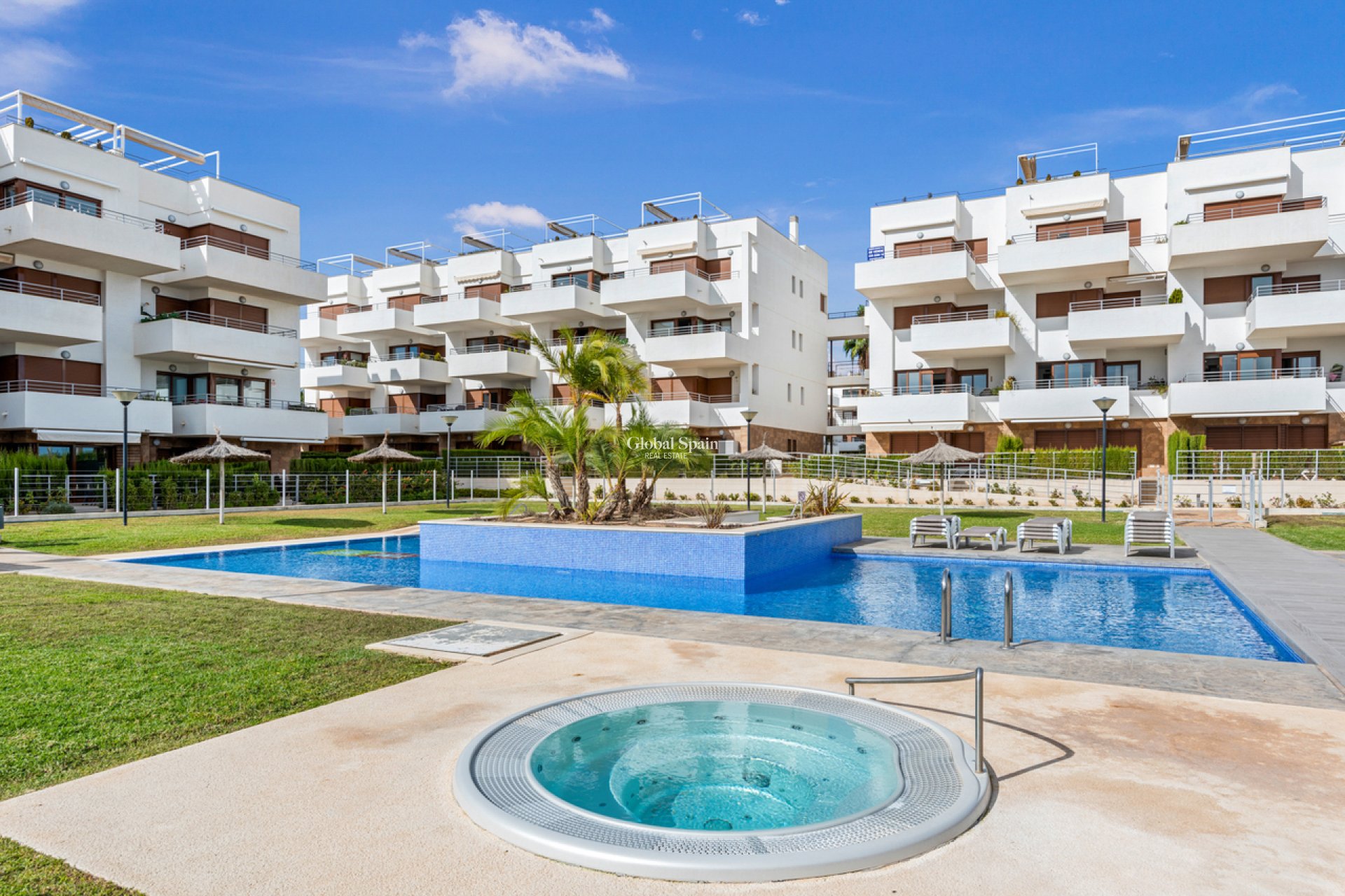 Resale - APARTMENT -
CABO ROIG - Costa Blanca