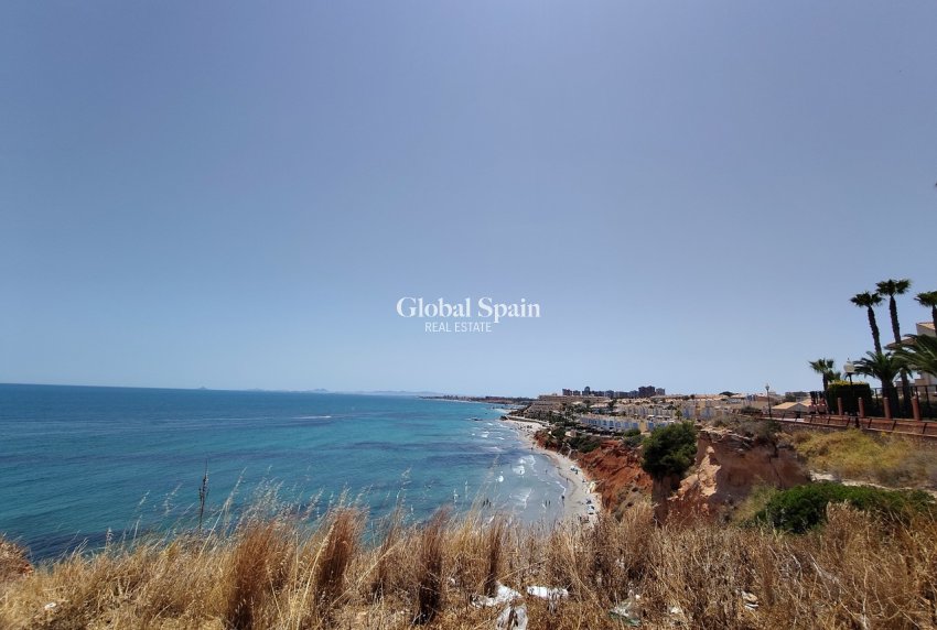 Resale - APARTMENT -
CABO ROIG - Costa Blanca