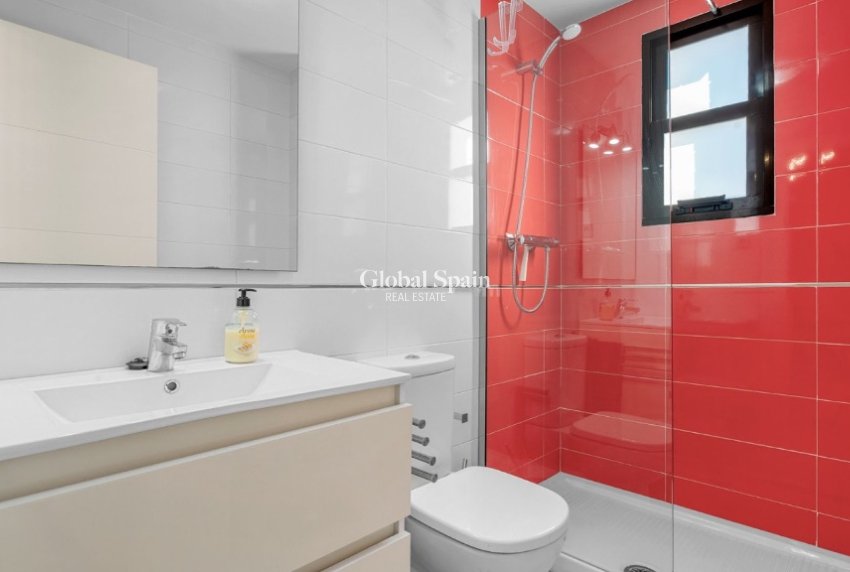 Resale - Apartment -
Cabo Roig - Lomas de Cabo Roig