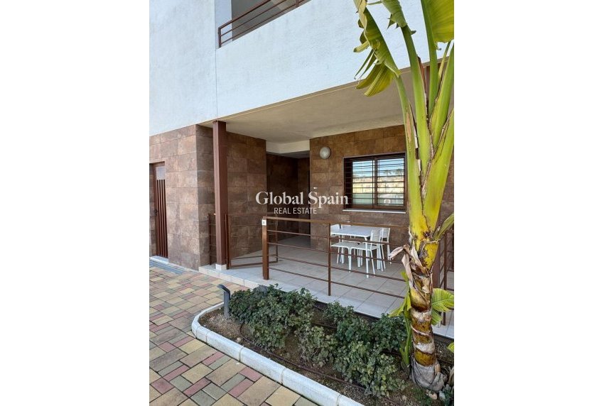 Resale - APARTMENT -
CABO ROIG - Lomas de Cabo Roig