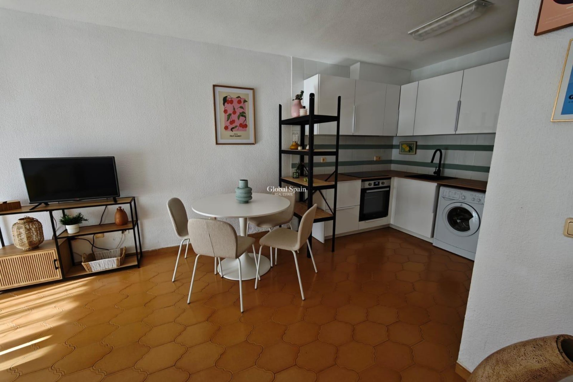 Resale - APARTMENT -
CABO ROIG