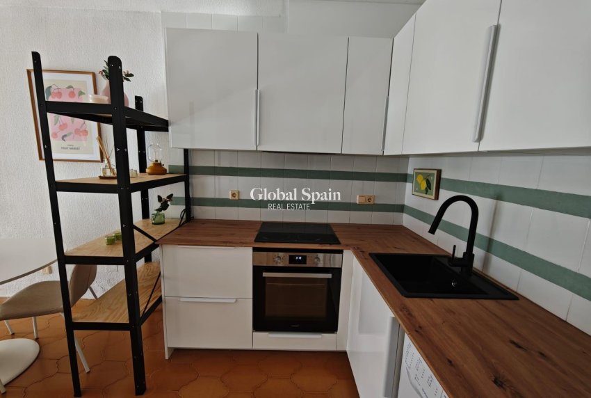 Resale - APARTMENT -
CABO ROIG