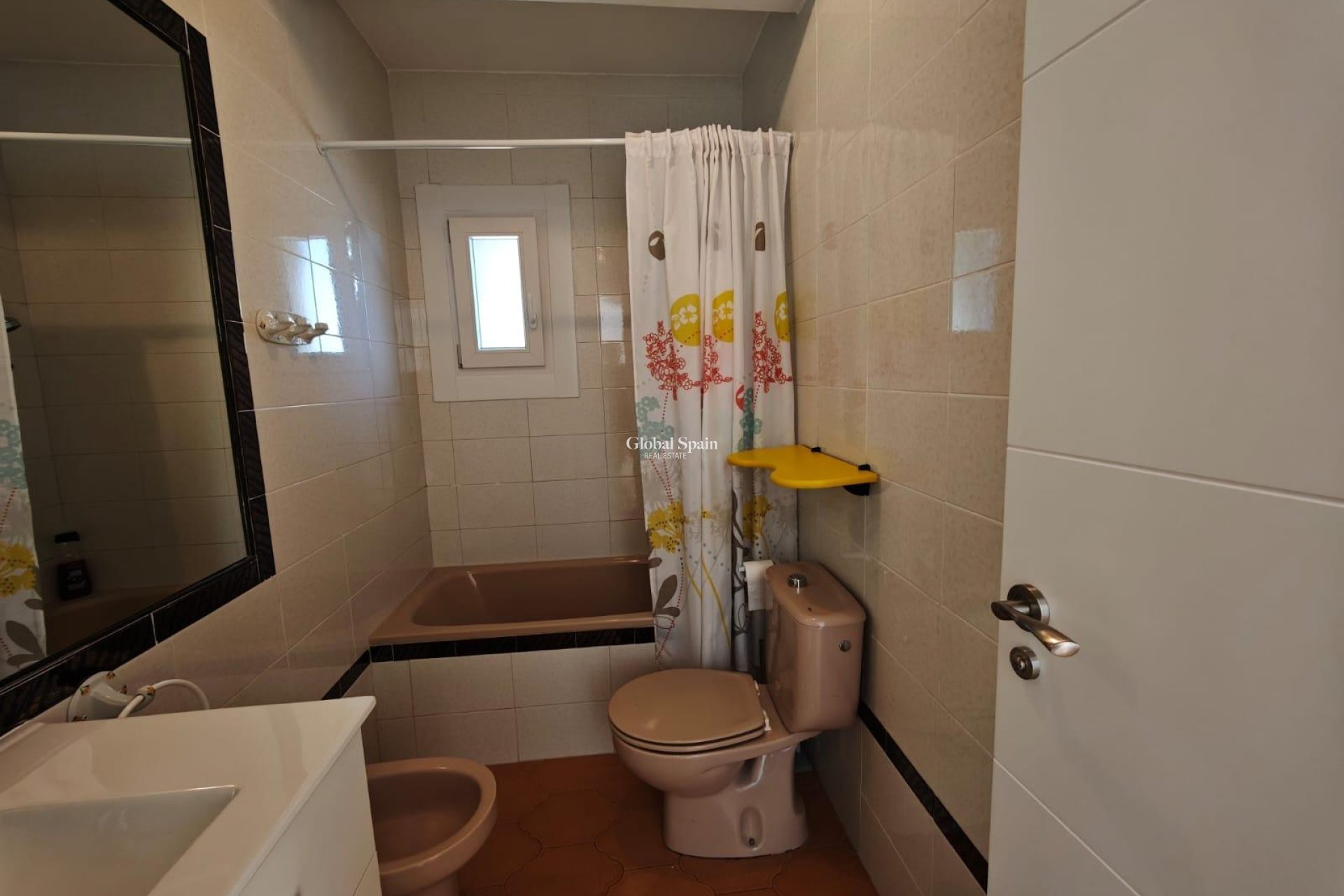 Resale - APARTMENT -
CABO ROIG