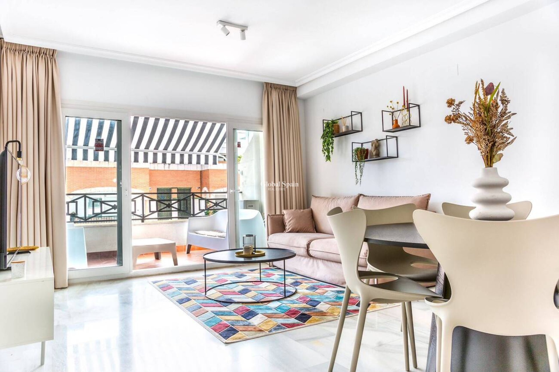 Resale - APARTMENT -
CALPE - Costa Blanca