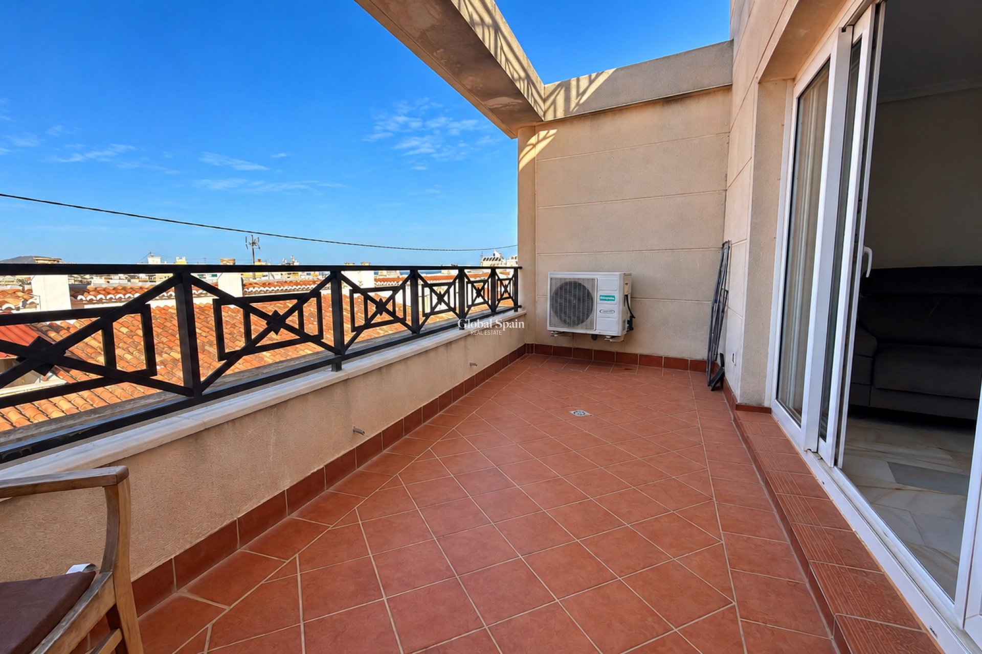 Resale - APARTMENT -
CALPE - Pueblo