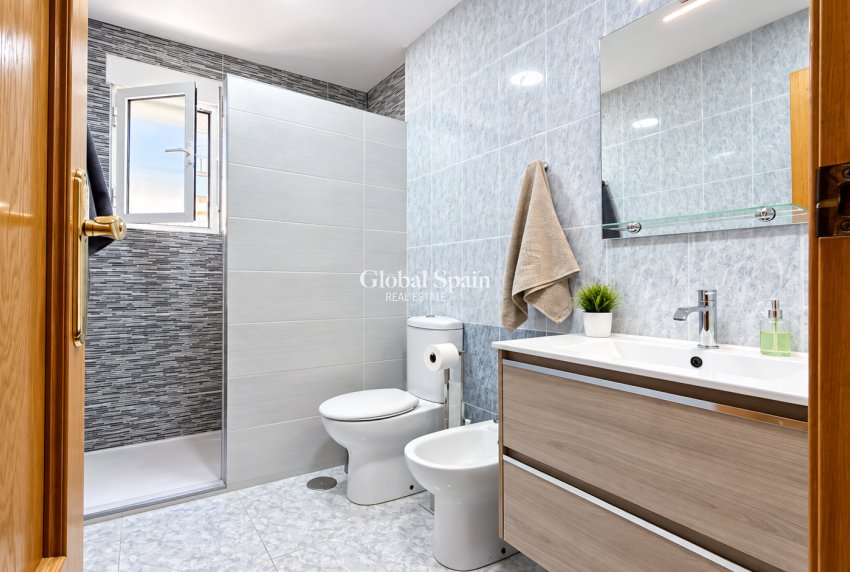 Resale - APARTMENT -
CALPE - Pueblo