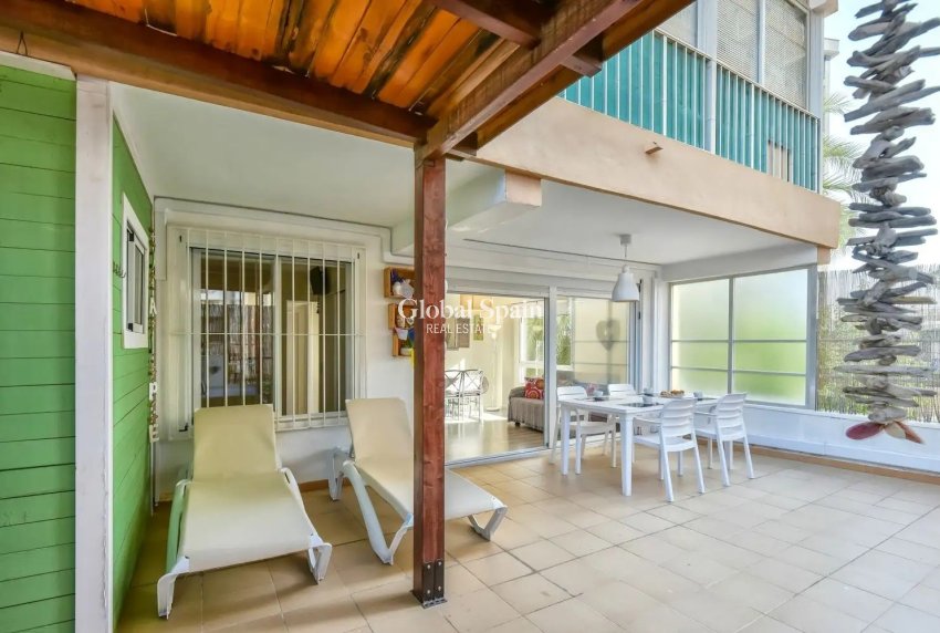 Resale - Apartment -
Calpe - Zona Levante - Playa Fossa