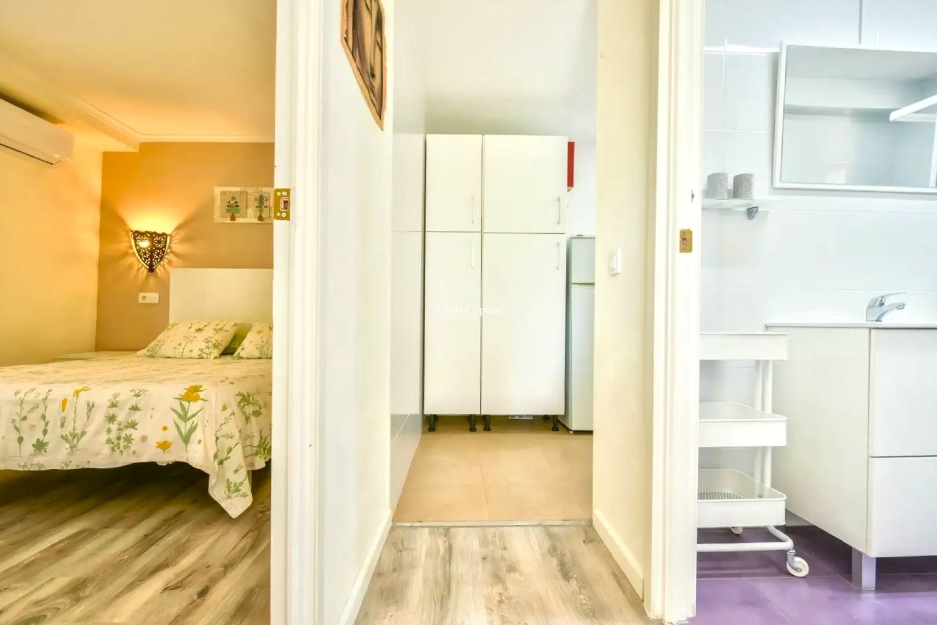 Resale - Apartment -
Calpe - Zona Levante - Playa Fossa