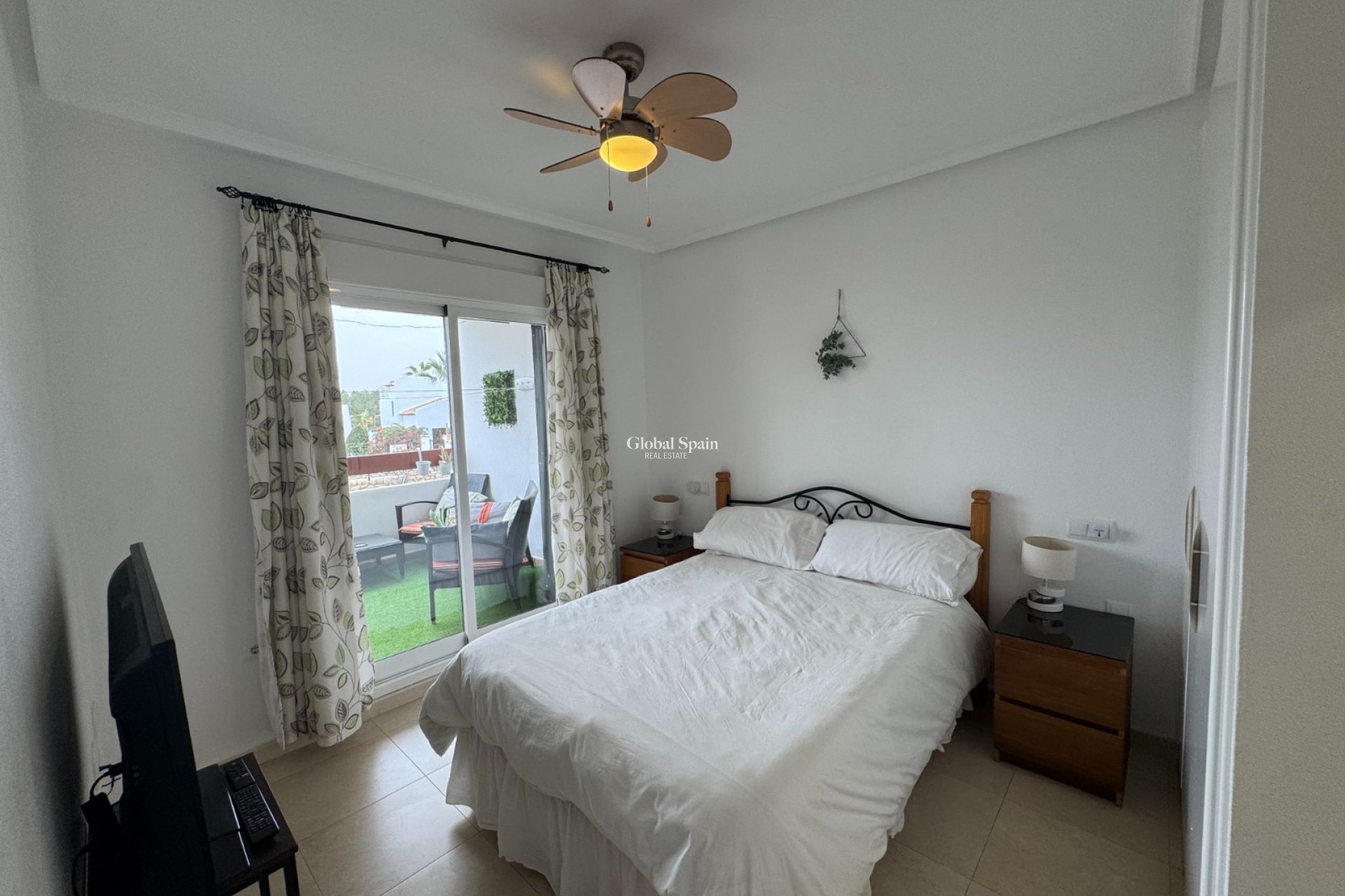 Resale - APARTMENT -
CAMPOAMOR - Costa Blanca