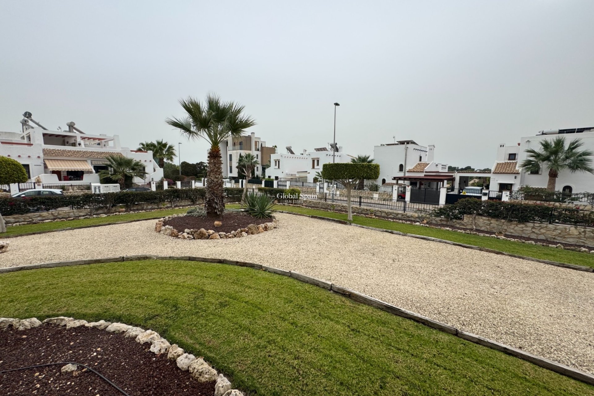 Resale - APARTMENT -
CAMPOAMOR - Costa Blanca