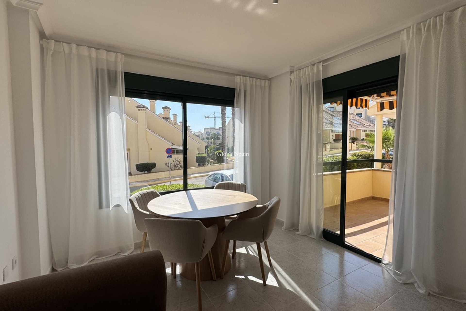 Resale - APARTMENT -
CAMPOAMOR - Costa Blanca