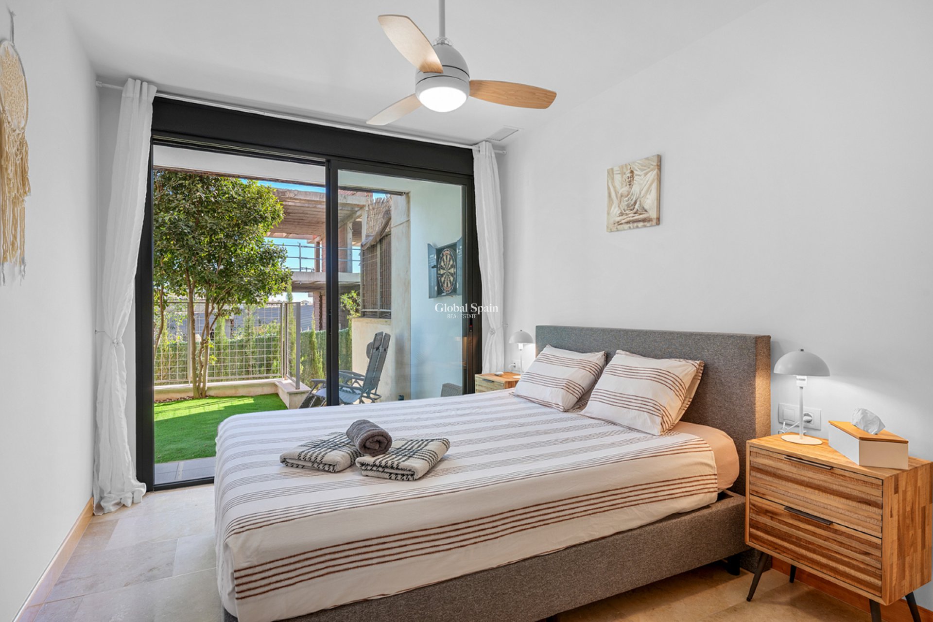 Resale - APARTMENT -
CAMPOAMOR - Costa Blanca