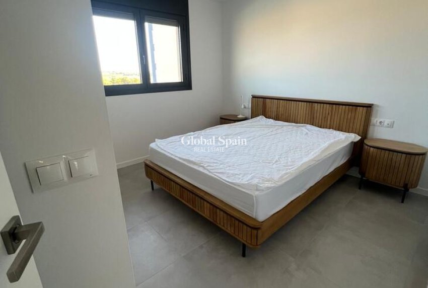 Resale - APARTMENT -
CAMPOAMOR - Costa Blanca