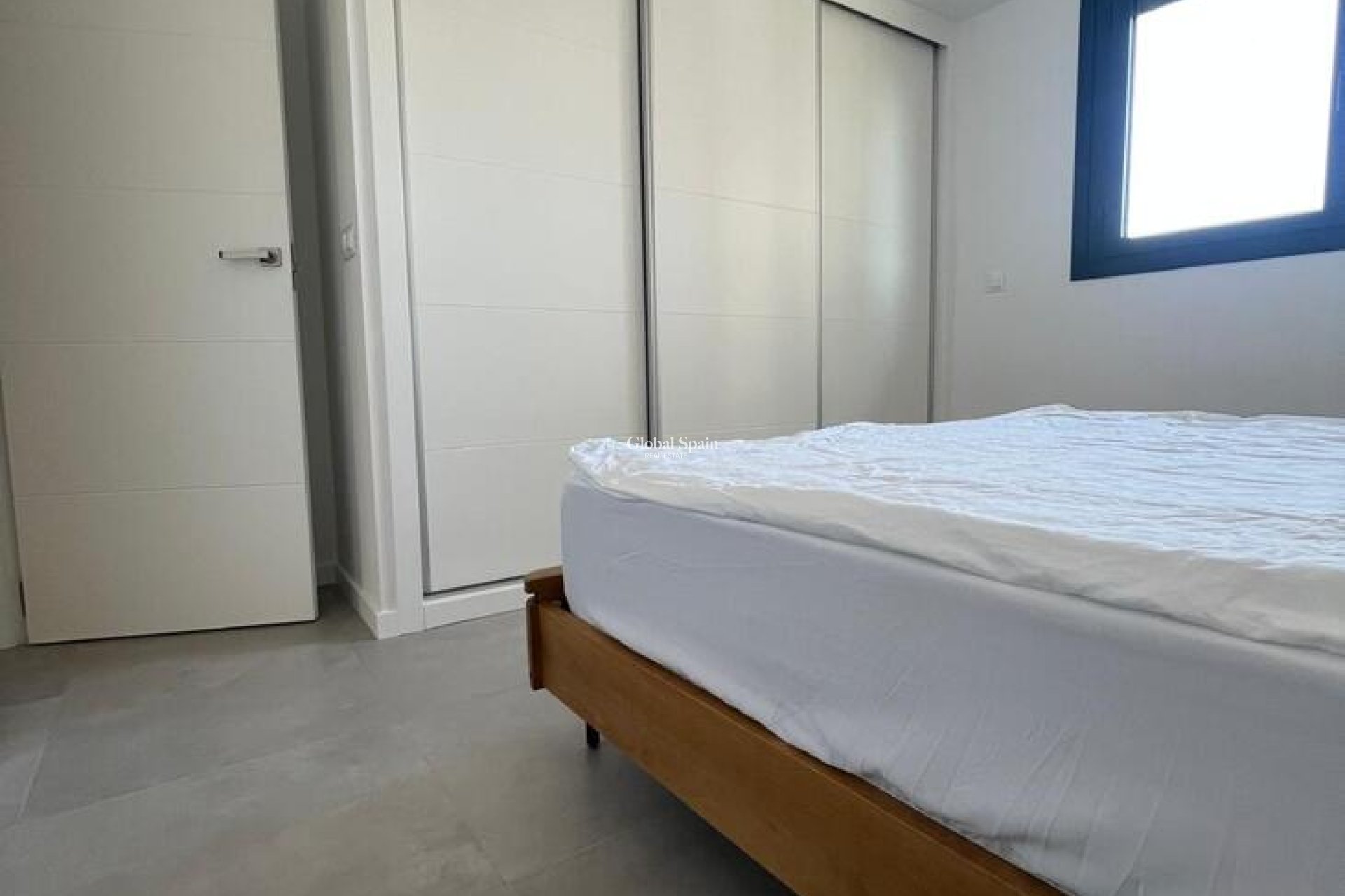 Resale - APARTMENT -
CAMPOAMOR - Costa Blanca