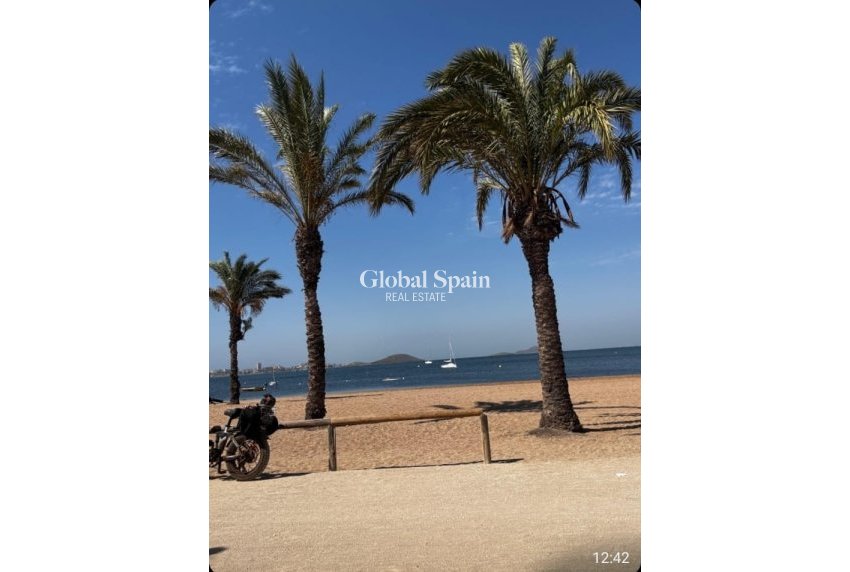 Resale - Apartment -
CARTAGENA - La Manga