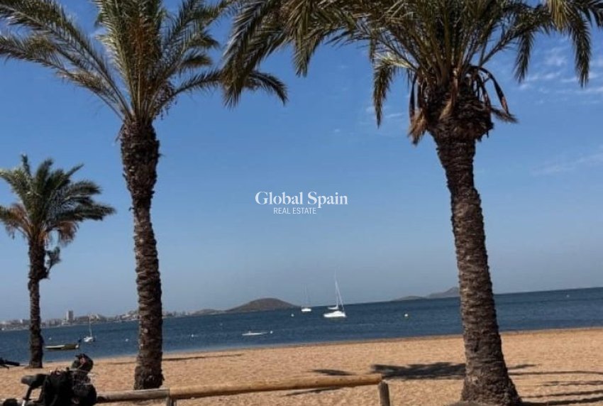 Resale - Apartment -
CARTAGENA - La Manga