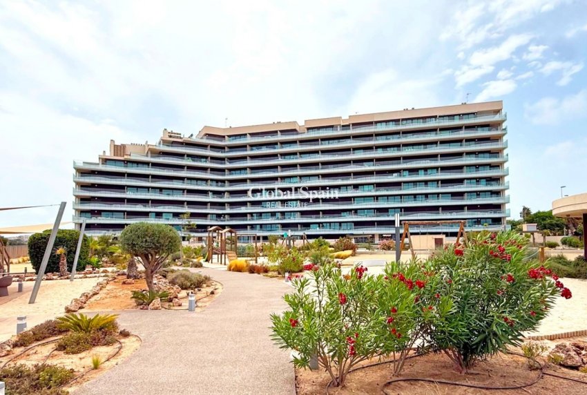 Resale - APARTMENT -
CARTAGENA - Playa Honda-Playa Paraíso