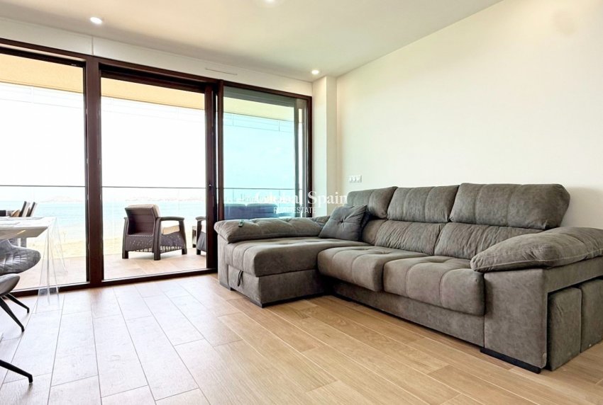 Resale - APARTMENT -
CARTAGENA - Playa honda