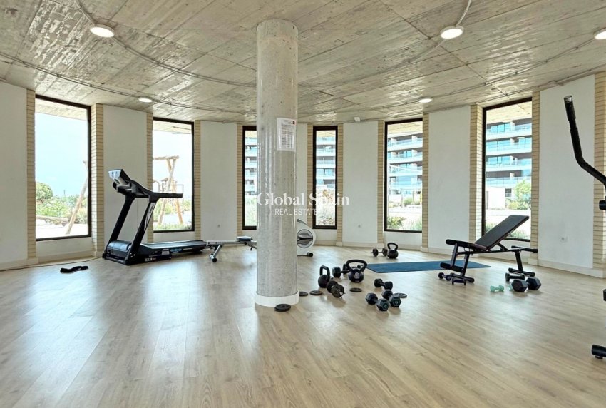 Resale - APARTMENT -
CARTAGENA - Playa honda