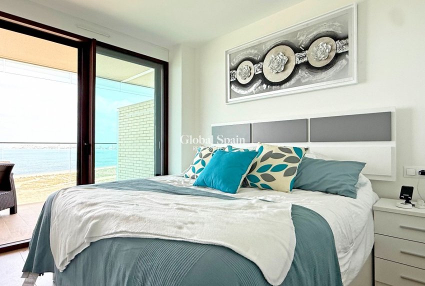 Resale - APARTMENT -
CARTAGENA - Playa honda