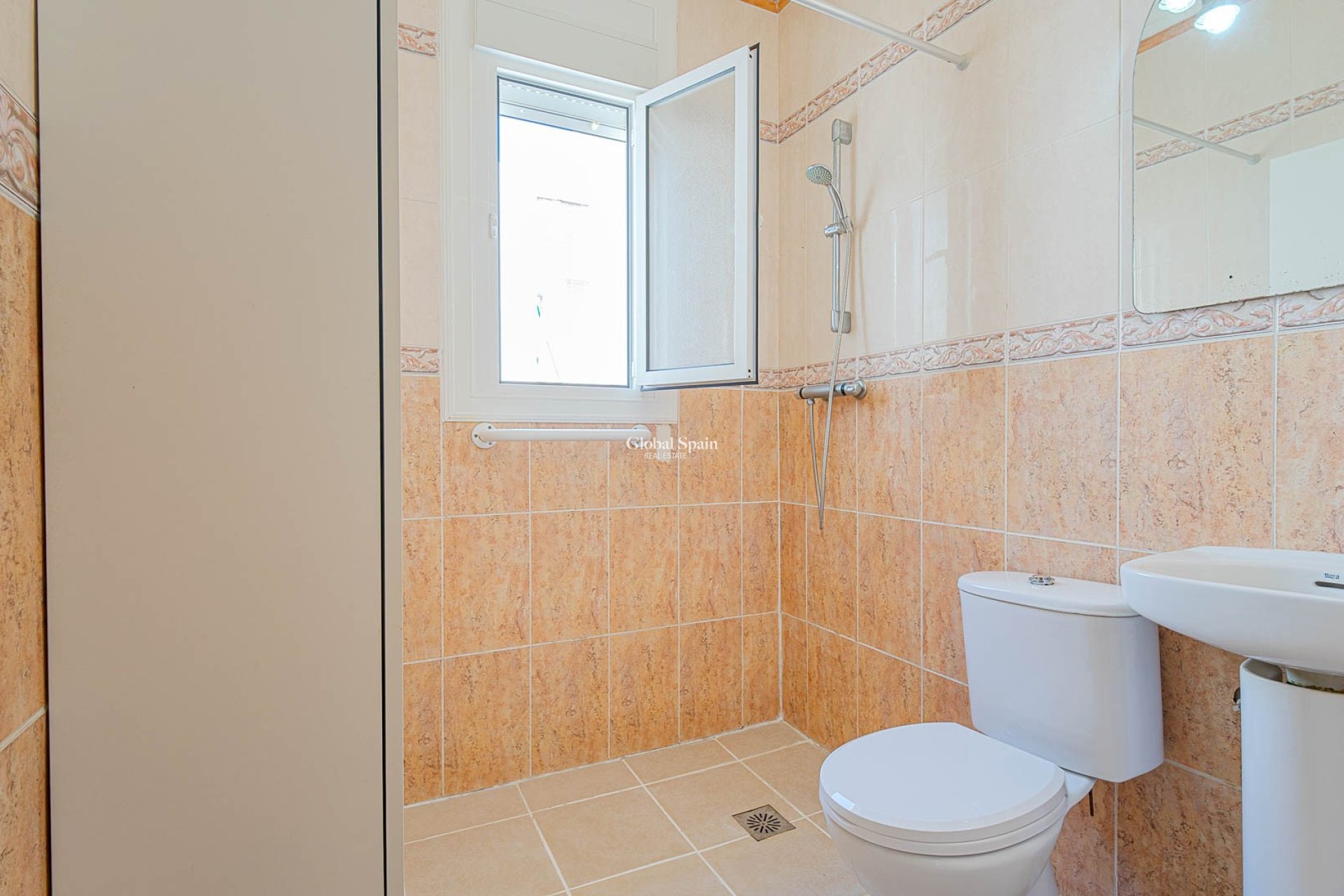 Resale - APARTMENT -
CIUDAD QUESADA - Cuidad Quesada