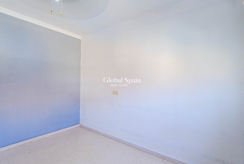 Resale - APARTMENT -
CIUDAD QUESADA - Rojales