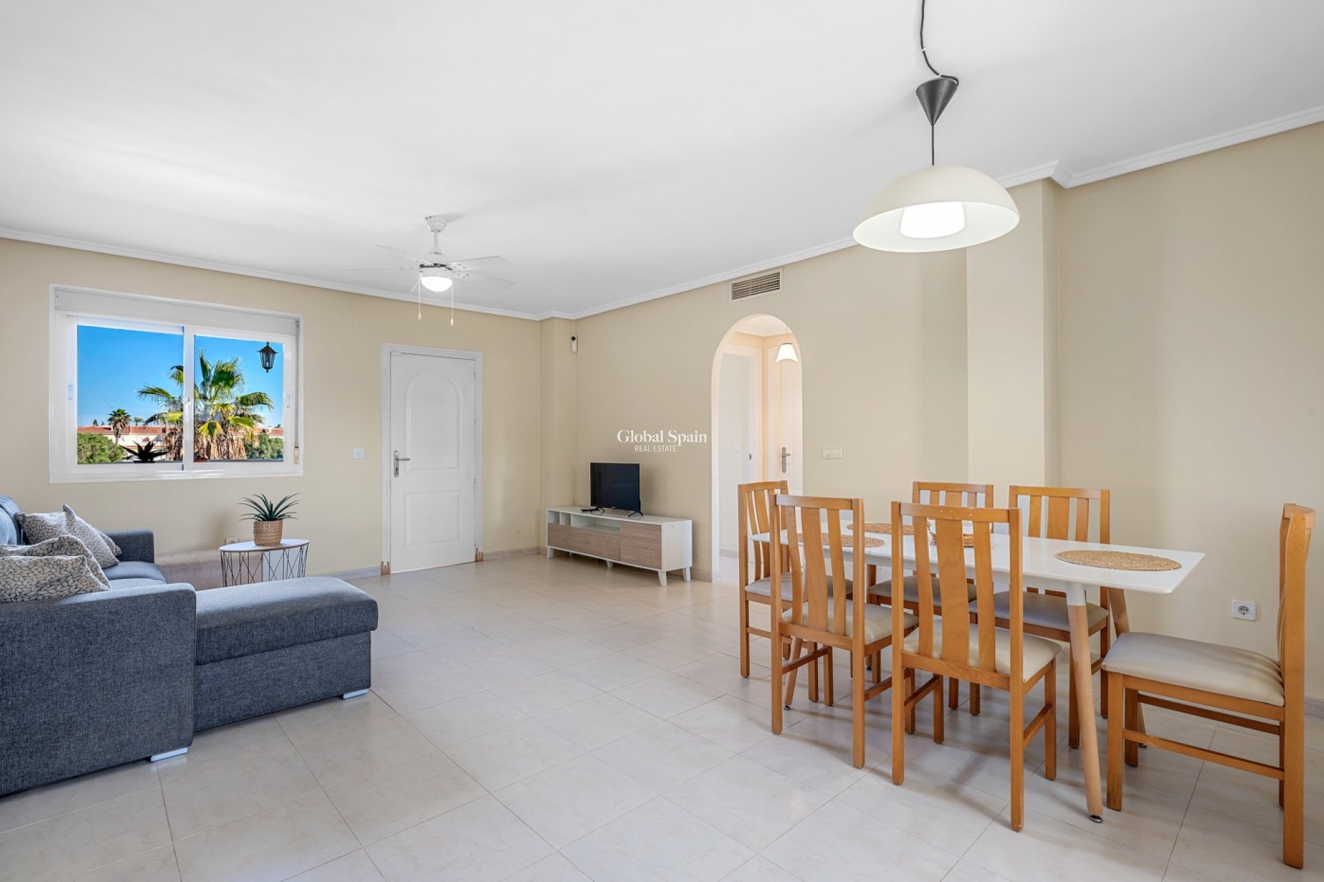 Resale - APARTMENT -
CIUDAD QUESADA