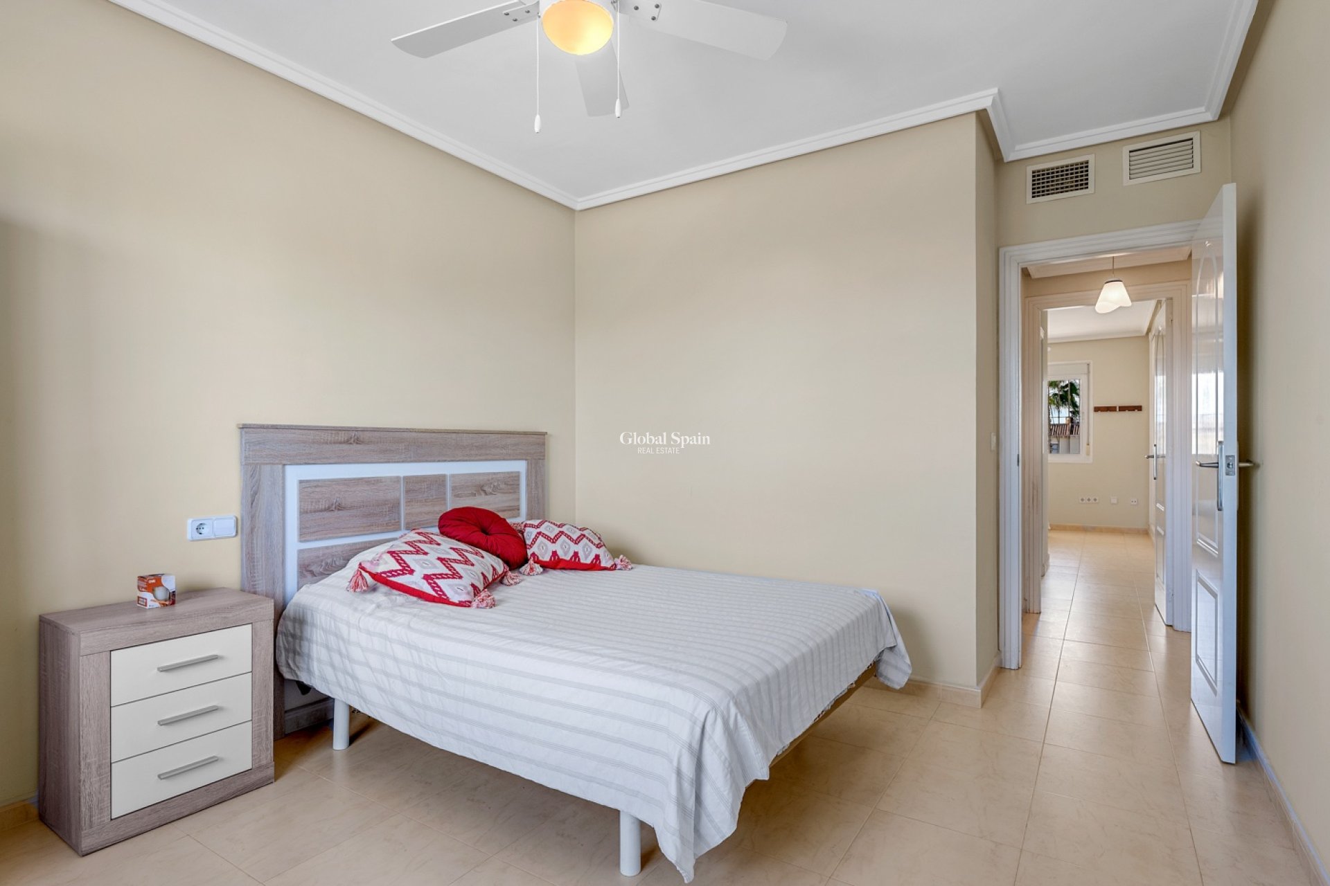 Resale - APARTMENT -
CIUDAD QUESADA