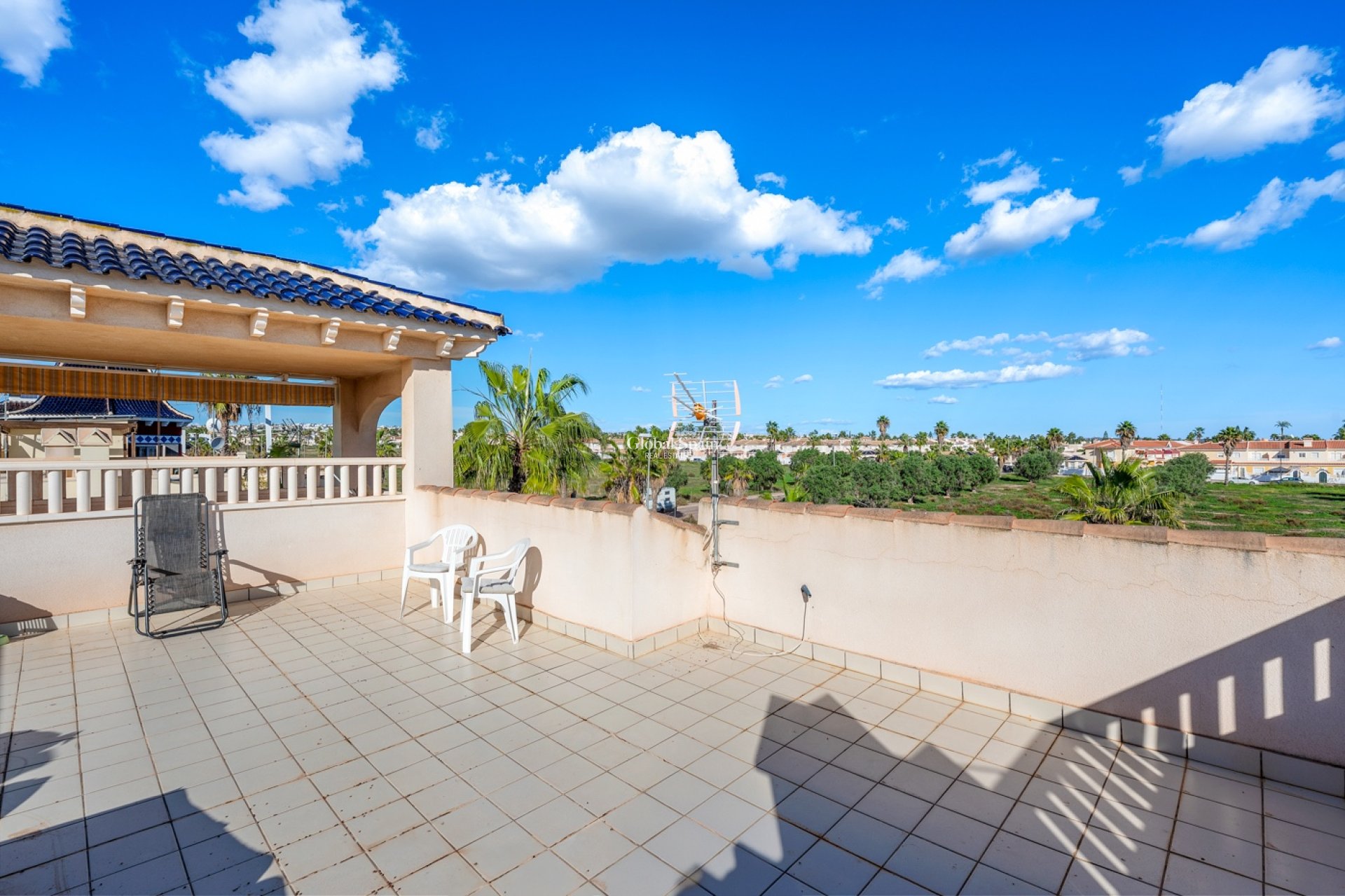 Resale - APARTMENT -
CIUDAD QUESADA