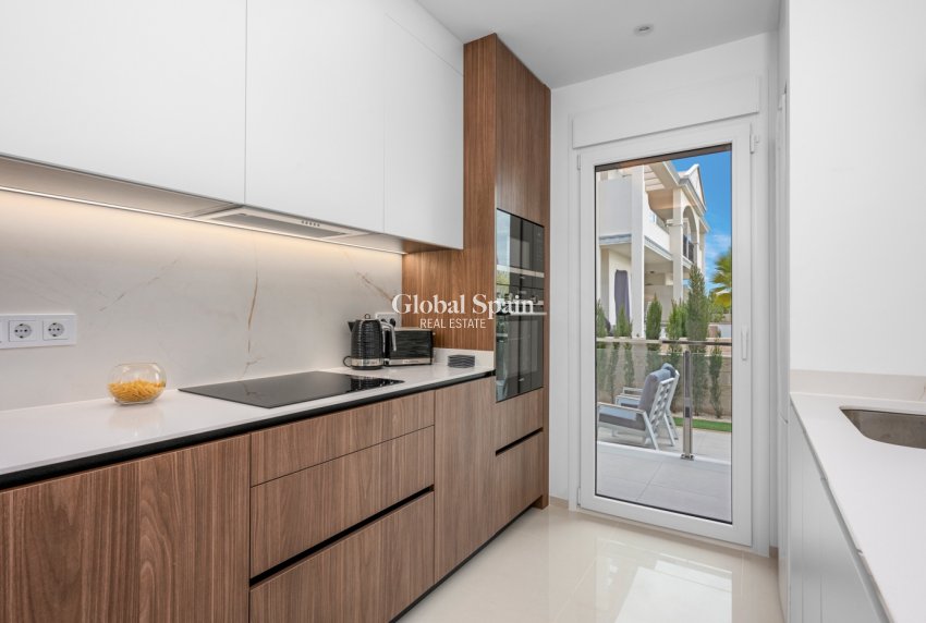 Resale - APARTMENT -
CIUDAD QUESADA