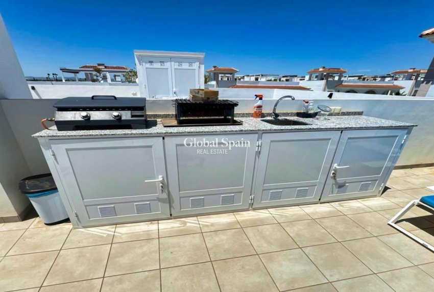 Resale - APARTMENT -
CIUDAD QUESADA