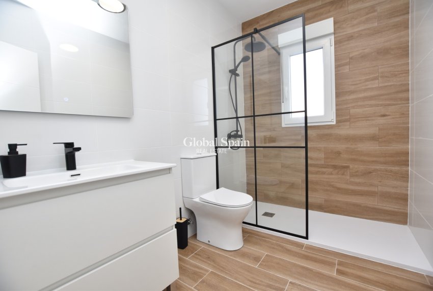 Resale - APARTMENT -
CIUDAD QUESADA