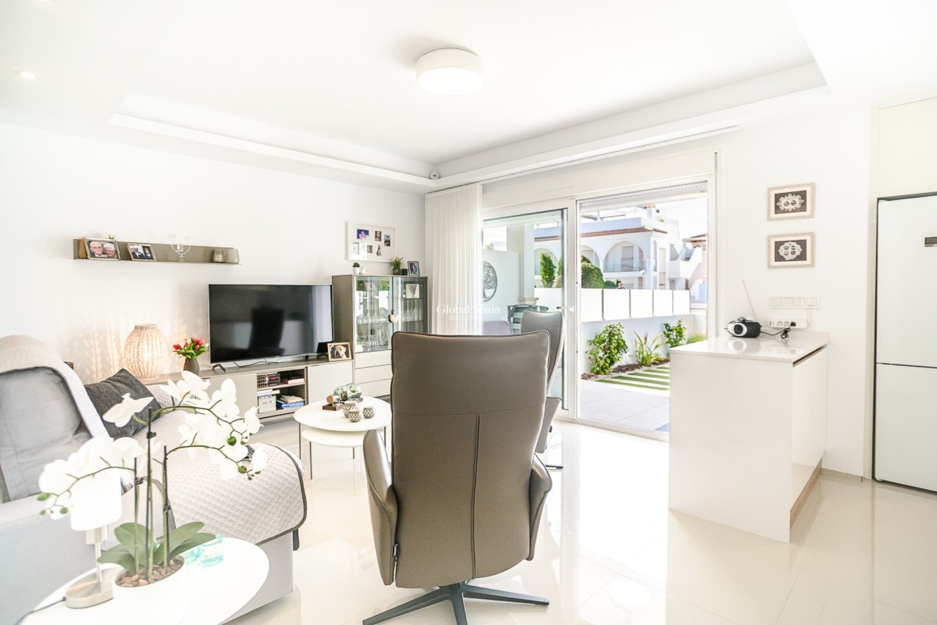 Resale - APARTMENT -
CIUDAD QUESADA