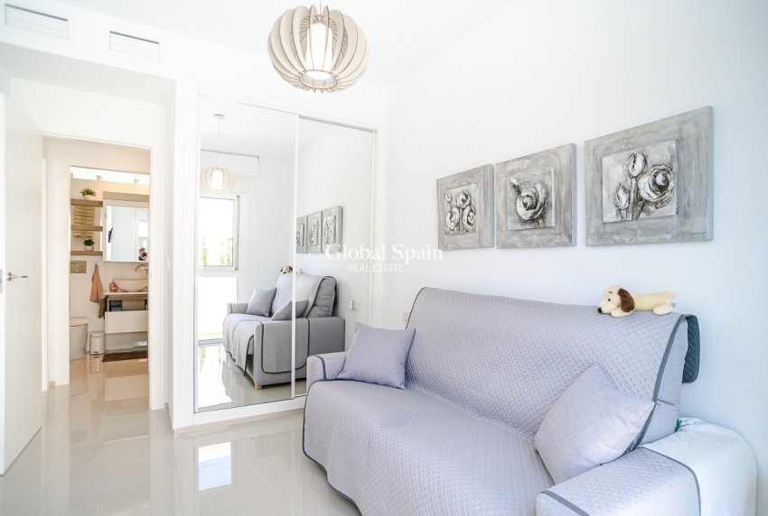 Resale - APARTMENT -
CIUDAD QUESADA