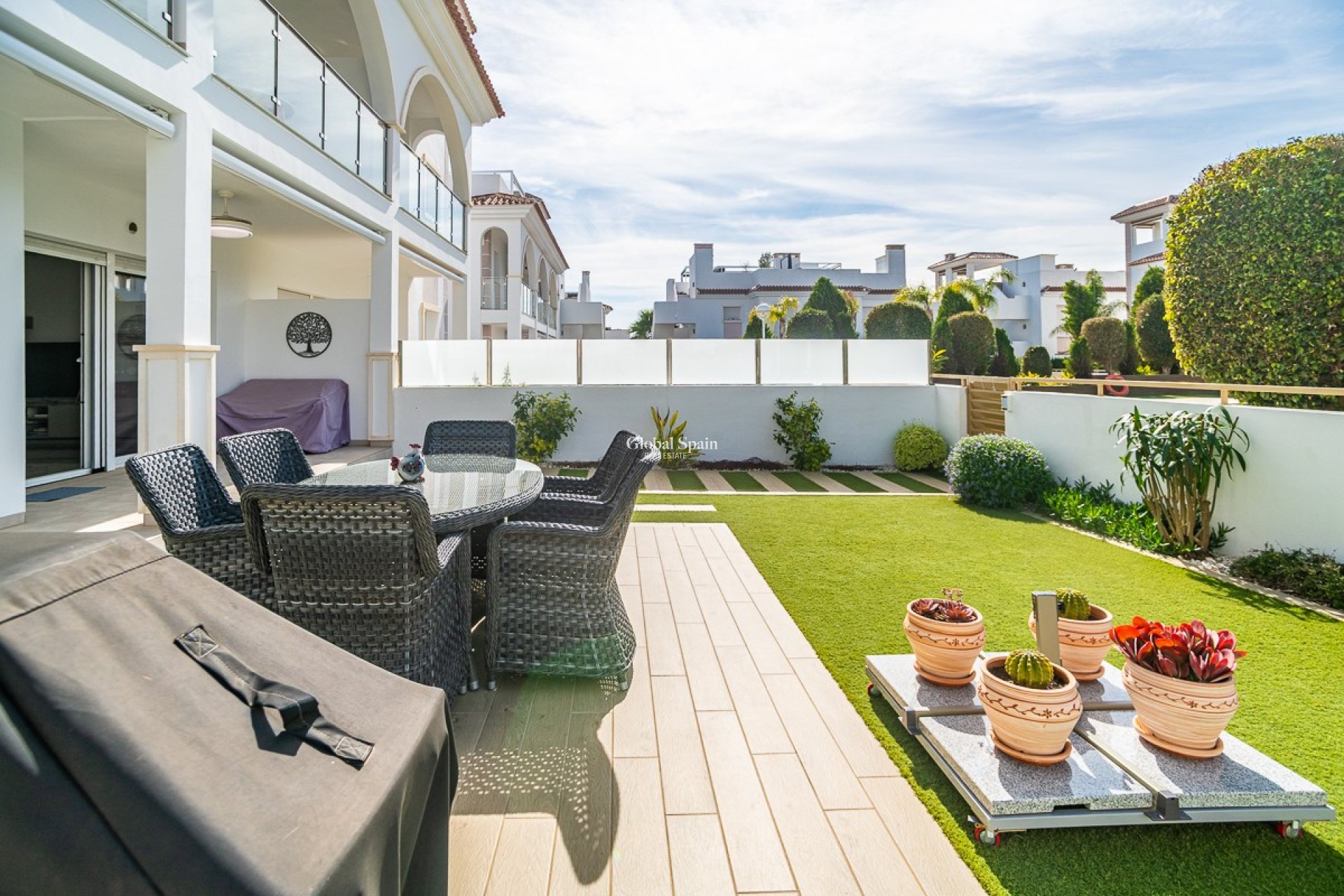 Resale - APARTMENT -
CIUDAD QUESADA