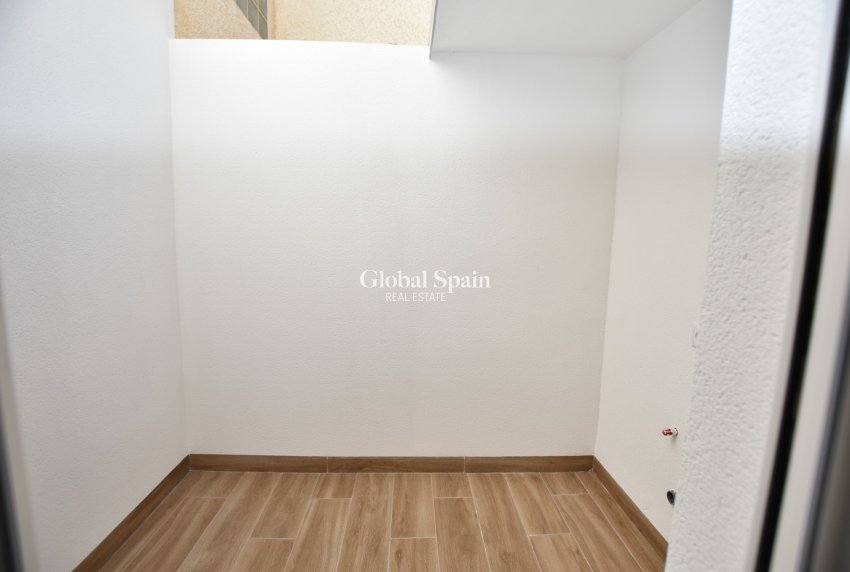 Resale - APARTMENT -
CIUDAD QUESADA