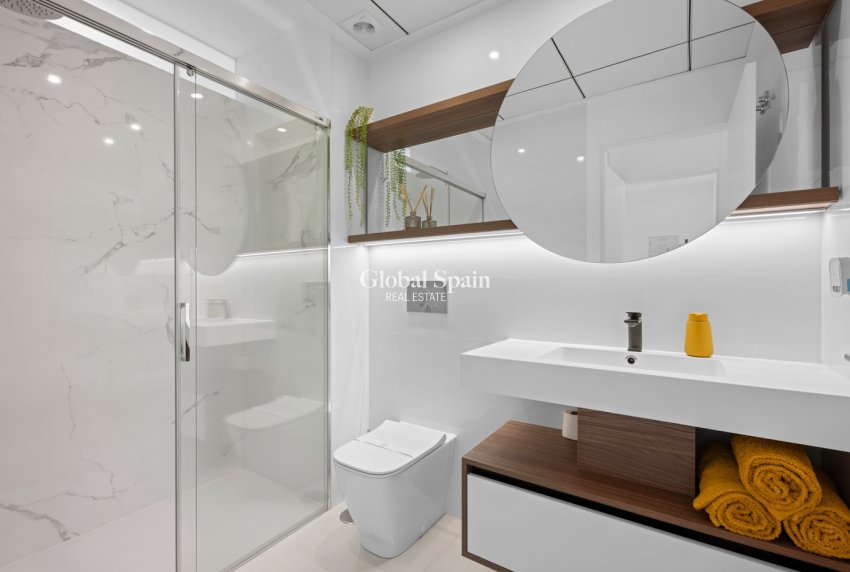 Resale - APARTMENT -
CIUDAD QUESADA