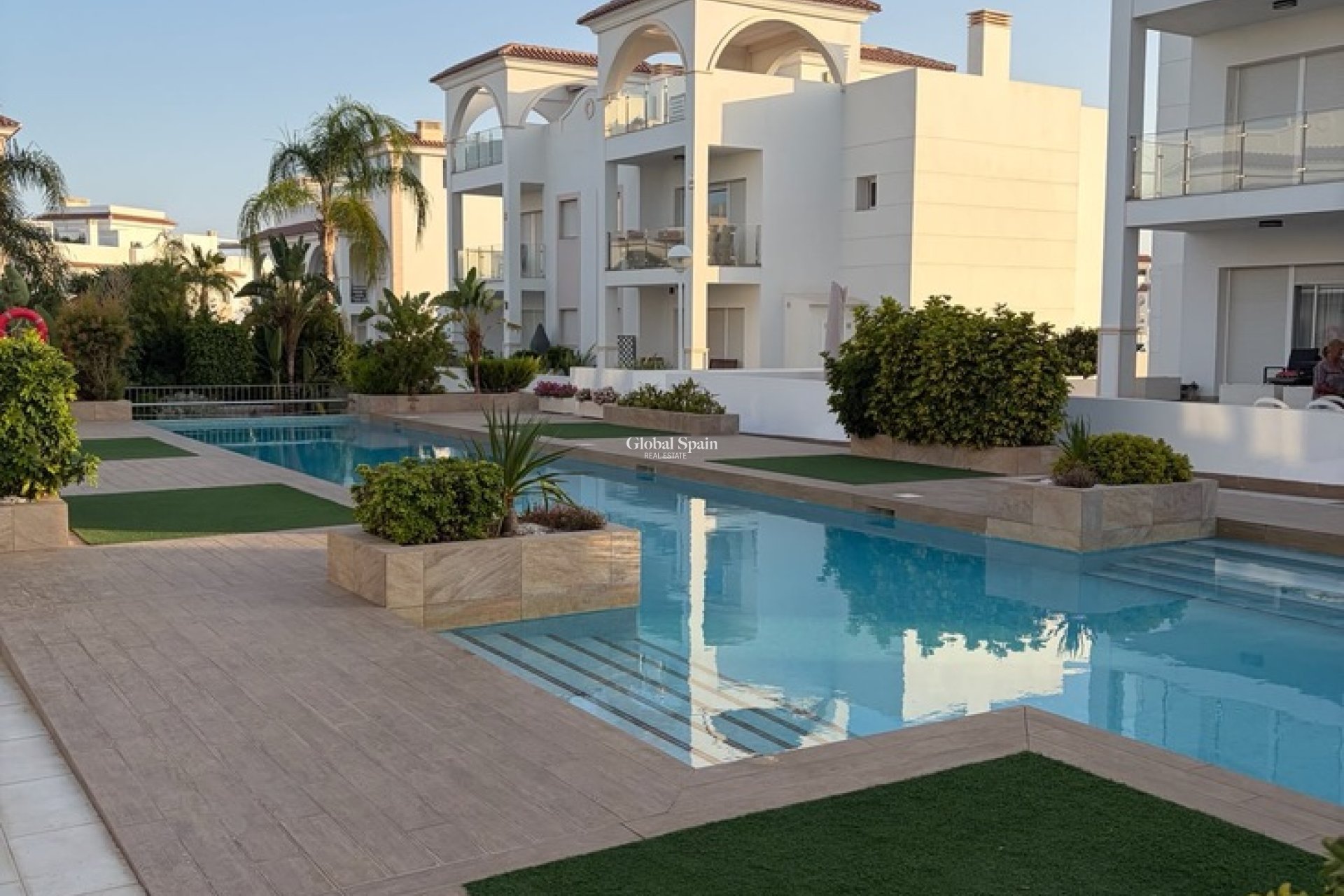 Resale - APARTMENT -
CIUDAD QUESADA