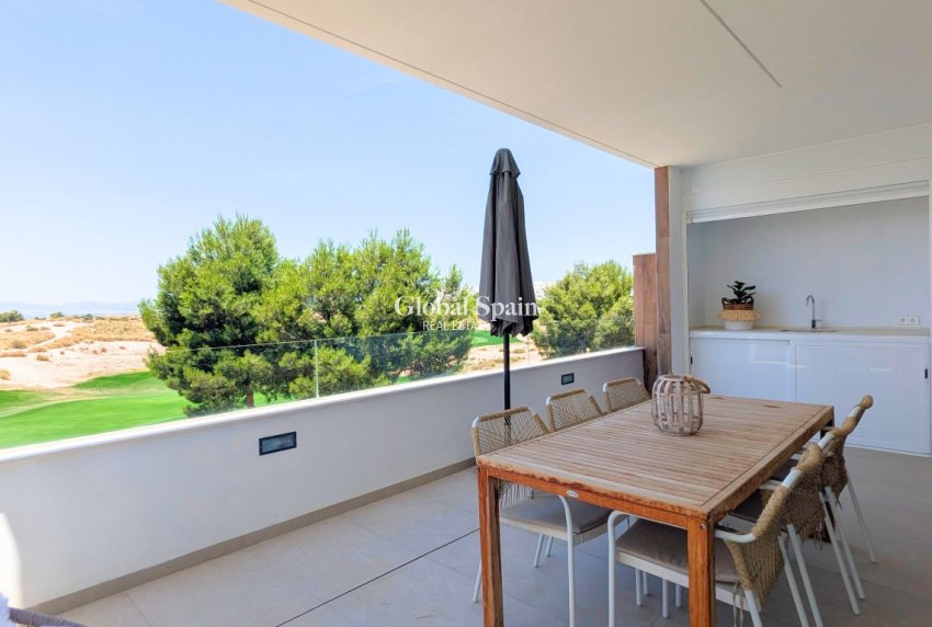 Resale - APARTMENT -
Condado de Alhama - Inland