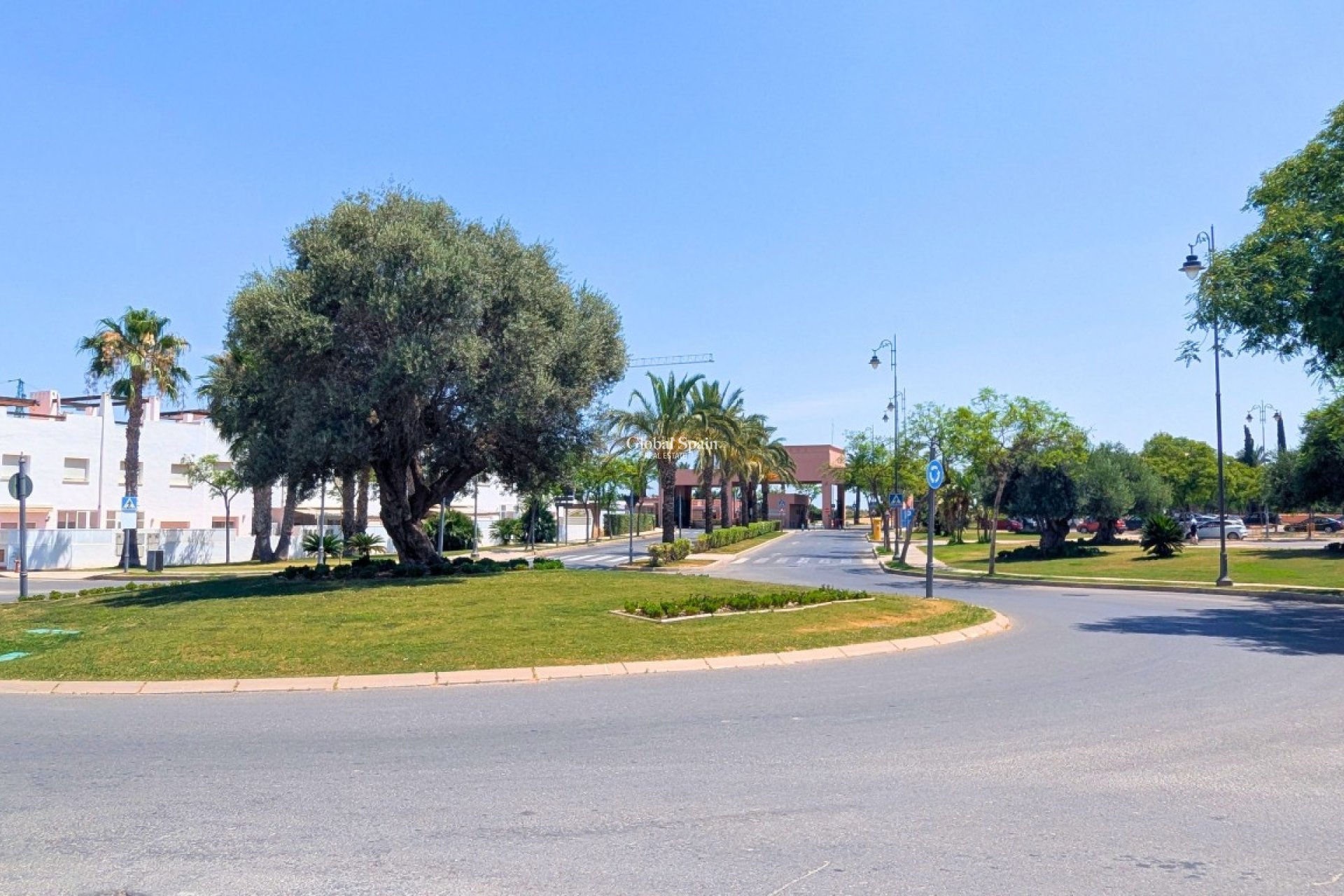 Resale - APARTMENT -
Condado de Alhama - Inland
