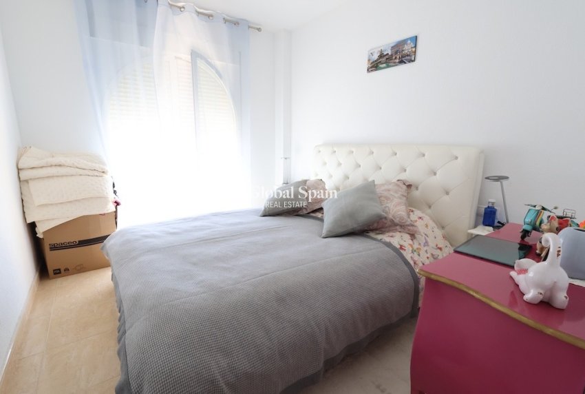 Resale - Apartment -
Costa Blanca - Orihuela Costa